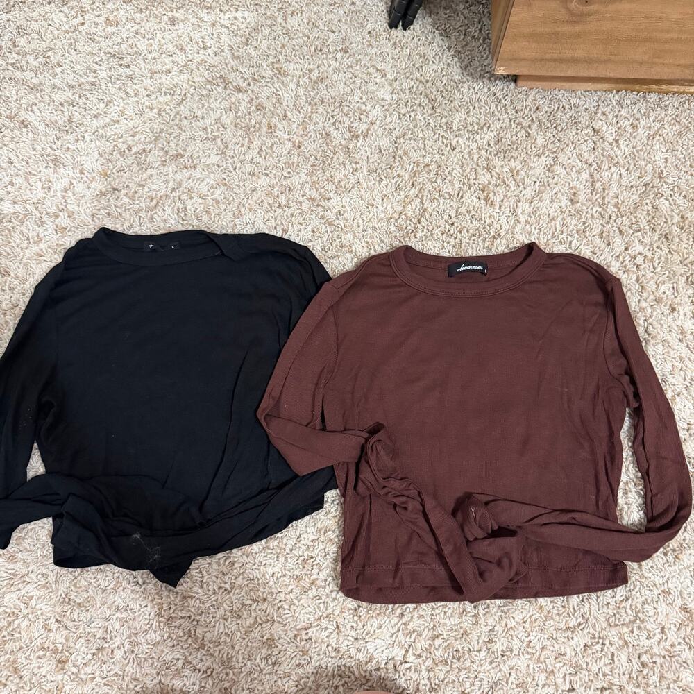 Olivaceoys Ribbed Cropped Long Sleeve in Black and Brown